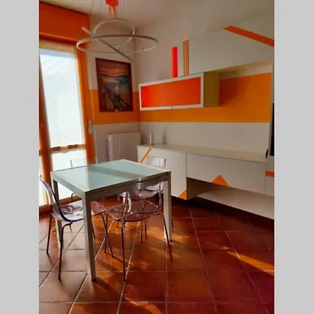 Sonny House - Comodita Ed Eleganza Sul Lago Appartement Colico